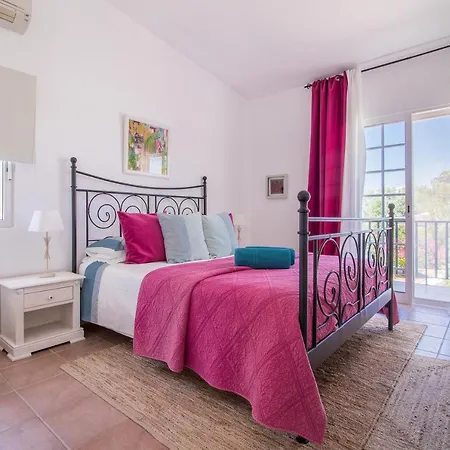 Farm Of Dreams Algarve 度假居