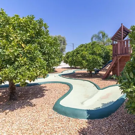 Farm Of Dreams Algarve Алмансил